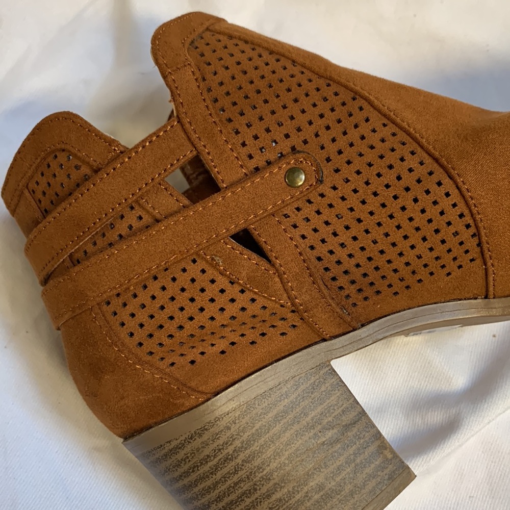 Charlotte Russe Booties - Picture 7 of 7
